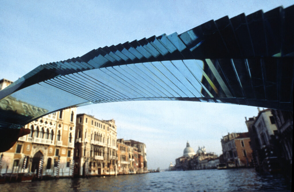 Ponte dell'Accademia in vetro Ponte dell'Accademia in vetro